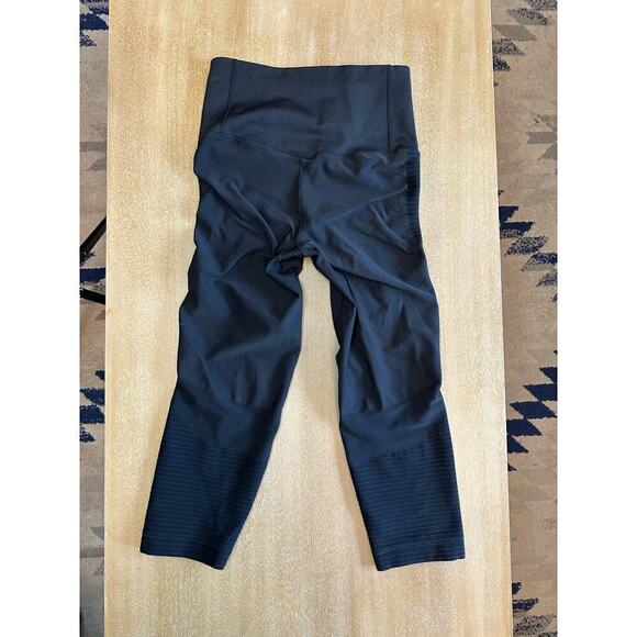 Nike Zoned Sculpt Training Capri - Picture 4 of 8